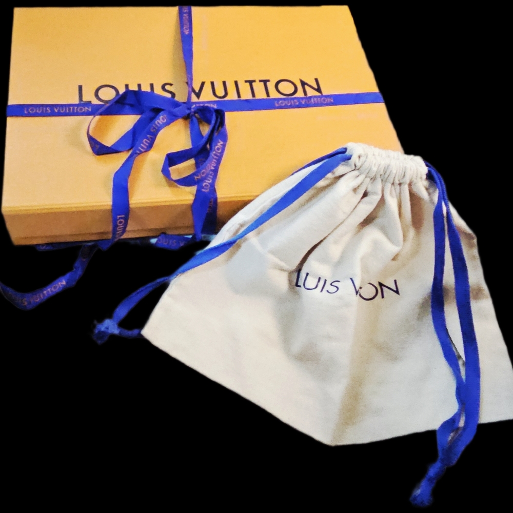 Louis Vuitton 12" Magnetic Box Dust Bag Ribbon Set Pochette Wallet SLG Gift
